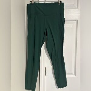 Athleta Salutation Stash 7/8 Leggings Large